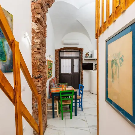 Finicchia Art House