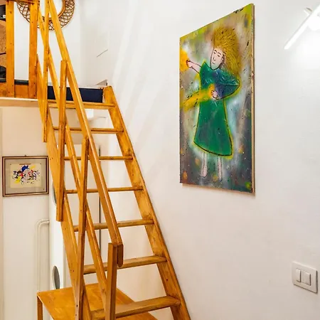 Finicchia Art House *